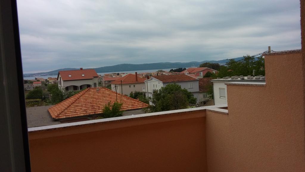 Apartments And Rooms Nediljko Bibinje Bagian luar foto